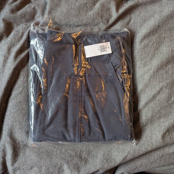 Old Navy High-Waisted PowerSoft Trouser Pants navy blue - Picture 4 of 4